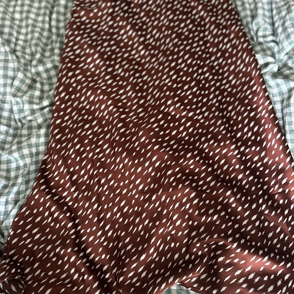 Francesca's Collections Brown and White Midi Skirt
